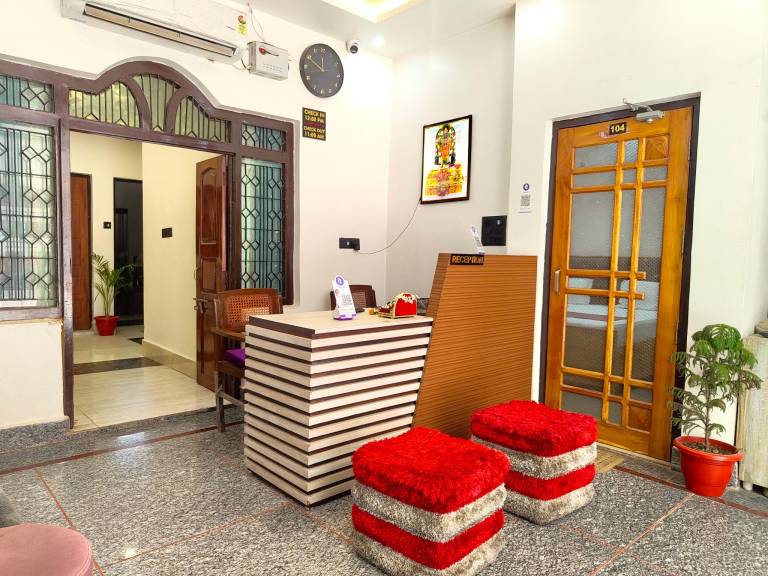Goroomgo Mateshwari Palace Near Ram Mandir Ayodhya — photo 4