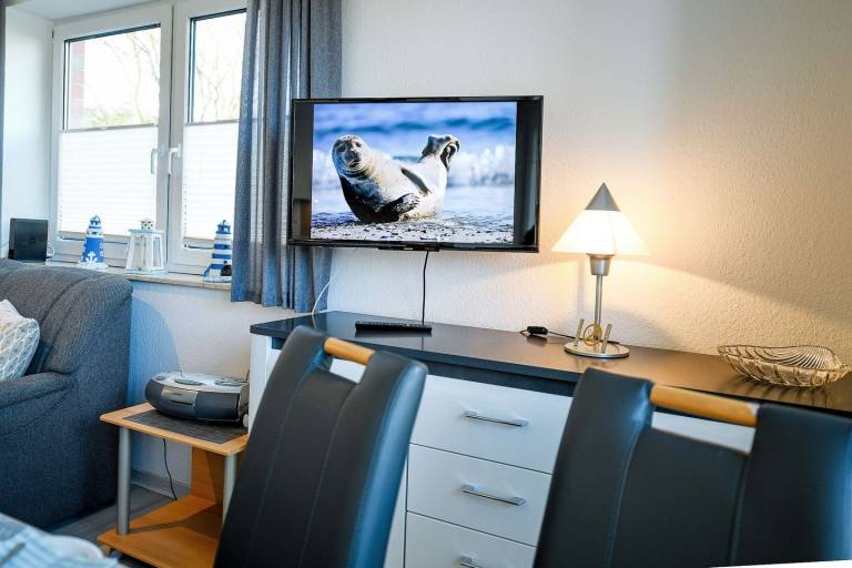 HS01 Ferienwohnung Haus Seewind Cuxhaven Strandnah mit Balkon WLAN Parkplatz — photo 5