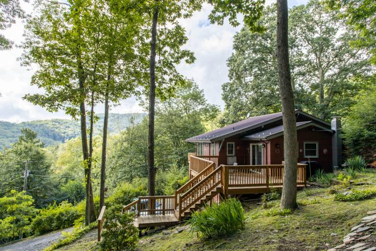 A Red Chalet Linville home with firepit & views