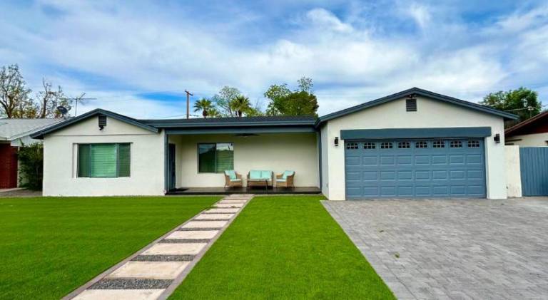 209 m&sup2; Ferienhaus