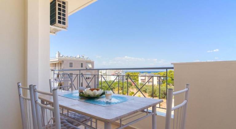 Apartment with pool, yard & terrace | Good for workation — photo 5