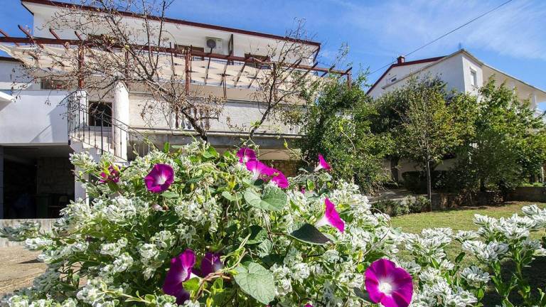 Ferienwohnung  Starigrad