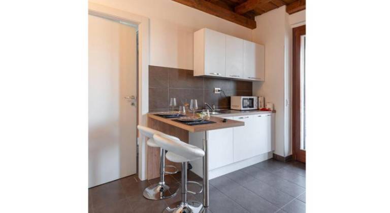 Serviced apartment with terrace & garden — photo 2