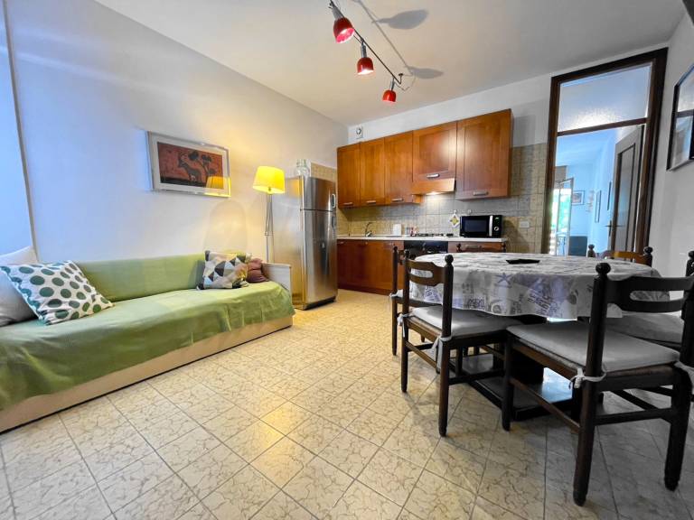 Spacious duplex near the beach — photo 3