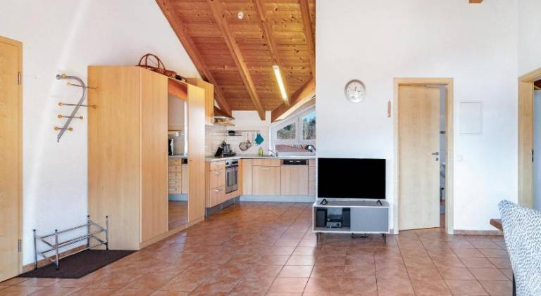 Rental apartment with grill & yard | Pets allowed — photo 3