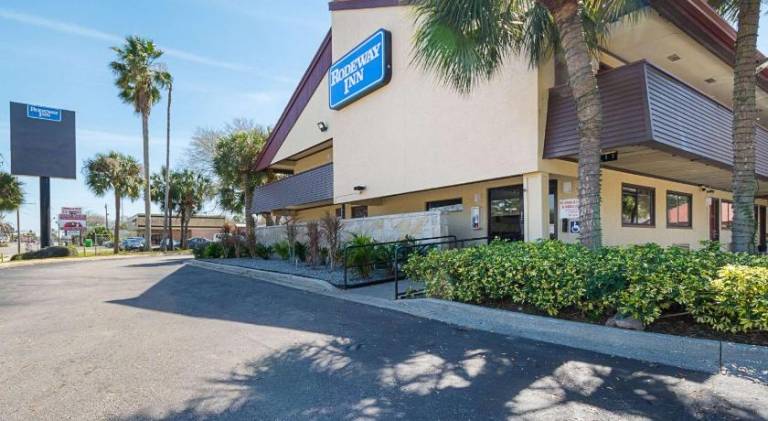 Bay Inn in Tampa, FL