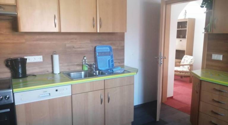 Holiday apartment with barbecue, patio & yard — photo 5