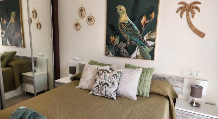 Ample rental apartment with pool | Beach nearby | Pets allowed in Playas