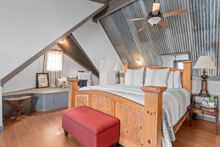 Circle D Guest House Pet Friendly Country Escape in Fredericksburg, TX