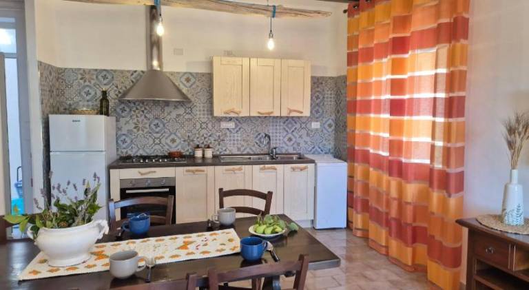 Apartment with 1 room for 4 persons — photo 3