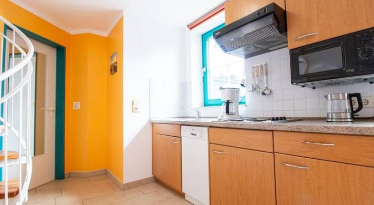 Apartment with 2 rooms for 4 persons — photo 4