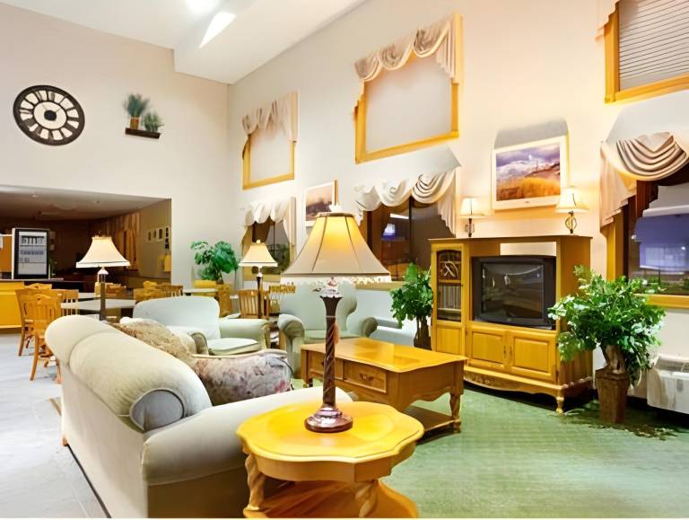 Comfort Inn Ludington — photo 4