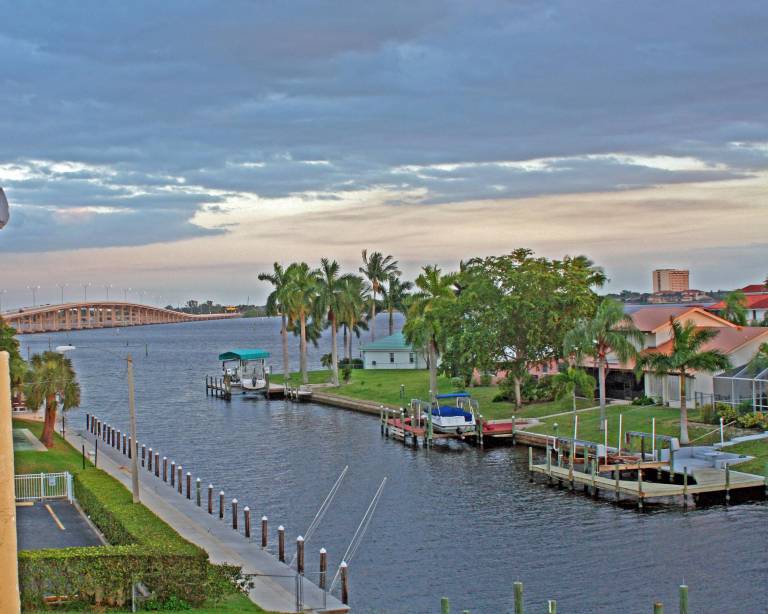 Condominio Caloosahatchee