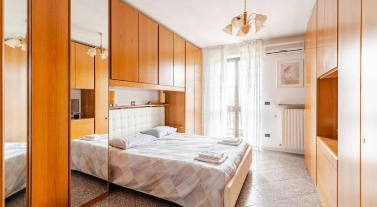 Rental apartment with terrace — photo 2