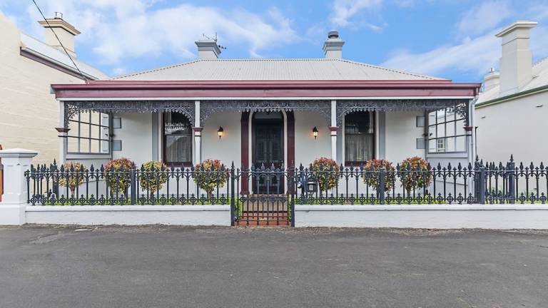 House Warrnambool