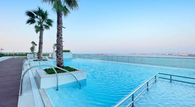 Apartment with pool | Pets are welcome — photo 3