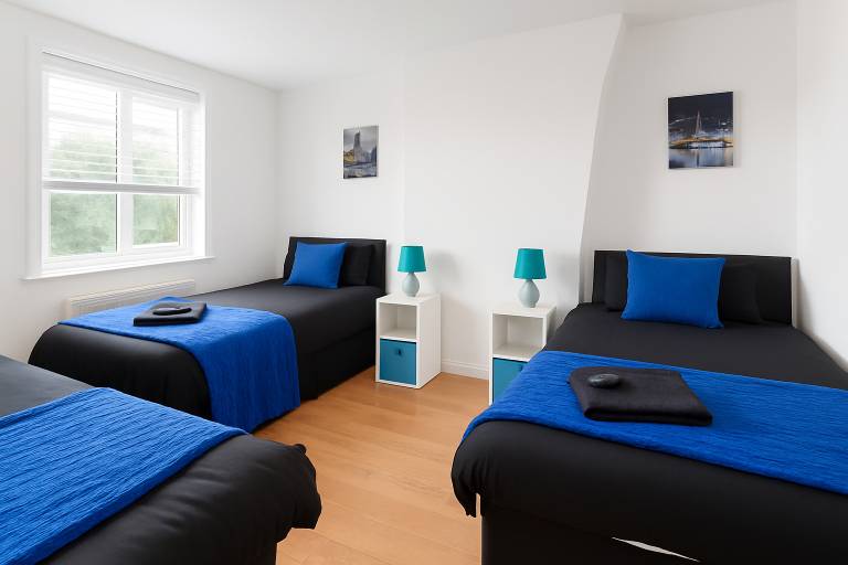 Rylstone Retreat 4 Bedroom House in Reading