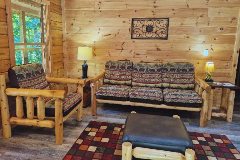 Wonderful cabin with grill & hot tub | Mountain view | Pets are welcome — photo 4