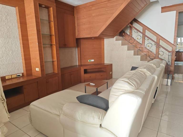 House with hot tub | Suitable for remote work | Pets are welcome — photo 2