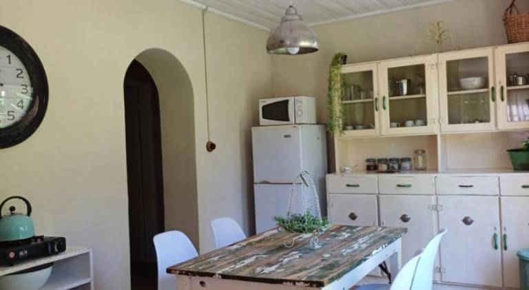 Apartment with patio & yard | Pets allowed — photo 3