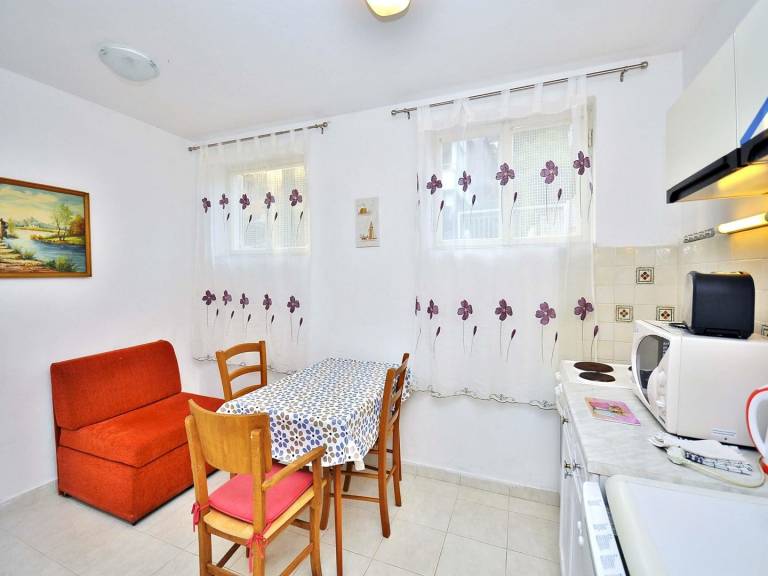 Holiday apartment with garden & fast internet | Sea view — photo 5