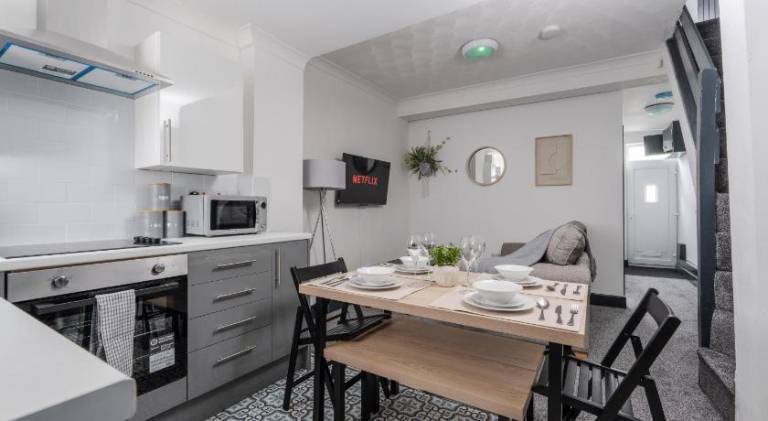 Vacation home with 2 rooms for 8 persons in Liverpool