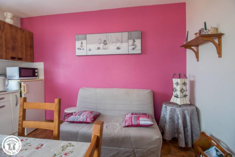 Wonderful gite with yard, patio & BBQ | Pet-friendly — photo 4