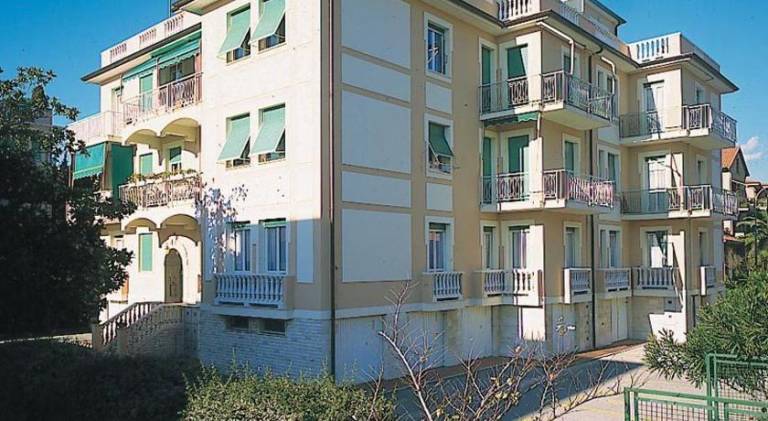Rental apartment with garden | Beach nearby | Perfect for remote work | Dogs allowed in Loano