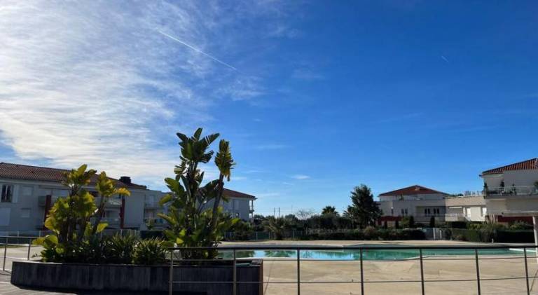 Apartment with pool | Beach nearby | Pet-friendly — photo 3