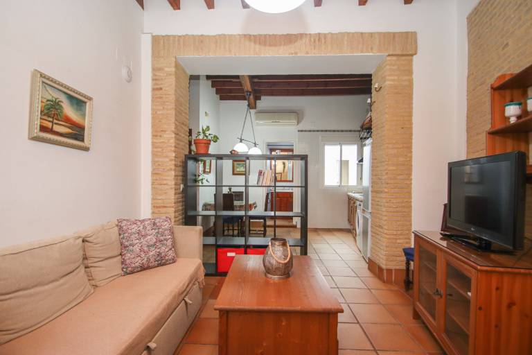 Vacation home with patio & fast internet | Close to Seville Cathedral | City view — photo 4