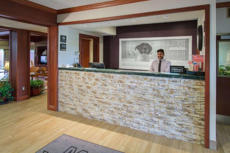 Hampton Inn South Haven — photo 4