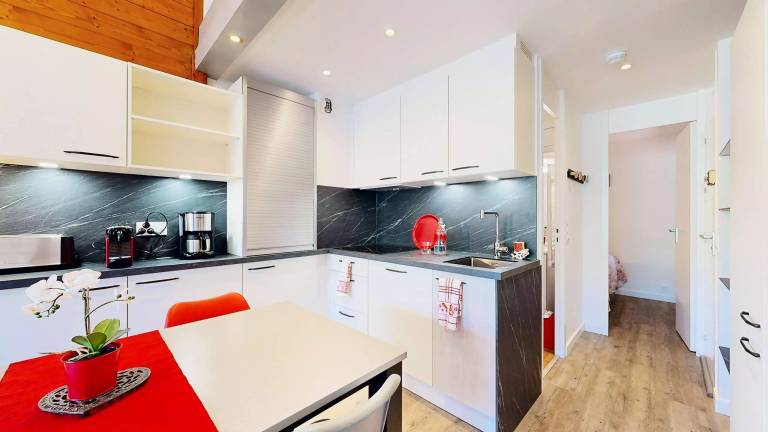 Holiday apartment with 2 rooms for 7 persons — photo 2