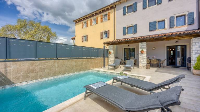 Apartman Momjan
