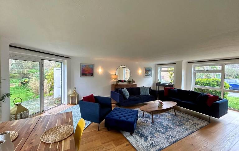 House Weybridge
