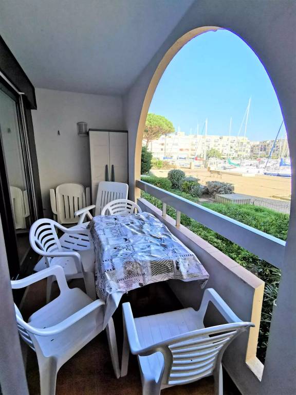 Apartment with 1 room for 4 persons — photo 2