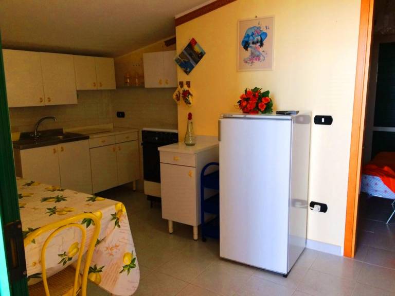 Rental apartment with barbecue & yard — photo 5