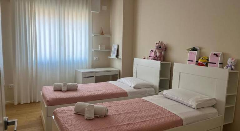 Rental apartment with 3 rooms for 5 persons — photo 2