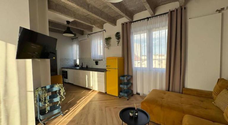 Apartment with 2 rooms for 5 persons — photo 2