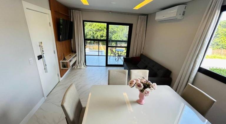 Lindo apartamento a 400 metros da praia com selo azul de qualidade in Florianópolis