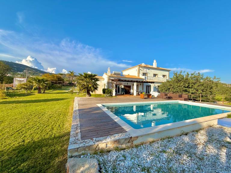 Ferienhaus in Santa Bárbara de Nexe f&uuml;r max. 8 Personen am Atlantik