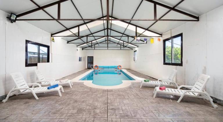 Fully equipped beautiful vacation home with garden, private pool & BBQ | Perfect for remote work | Dogs allowed in Chipiona