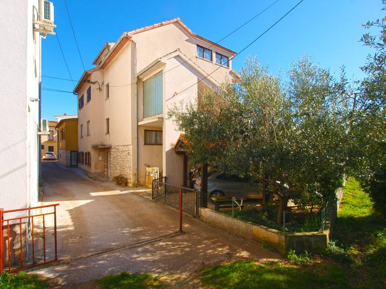 Holiday apartment with patio | Sea view in Medulin
