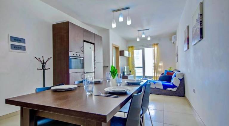 Rental apartment with 2 rooms for 6 persons — photo 3