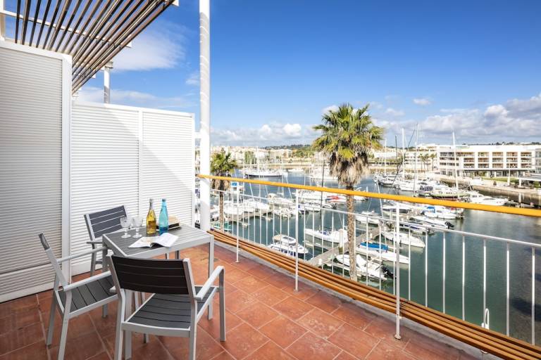 Apartamento  Meia Praia