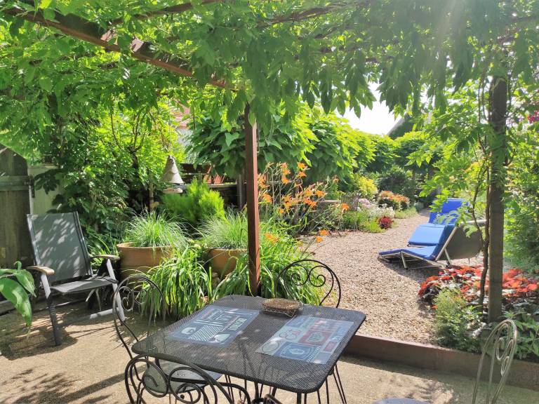 Cottage with grill — photo 2