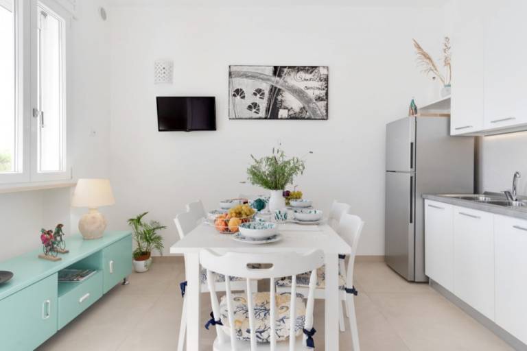 Child-friendly lovely rental apartment with terrace | Beach view | Beach nearby | Pets allowed — photo 3