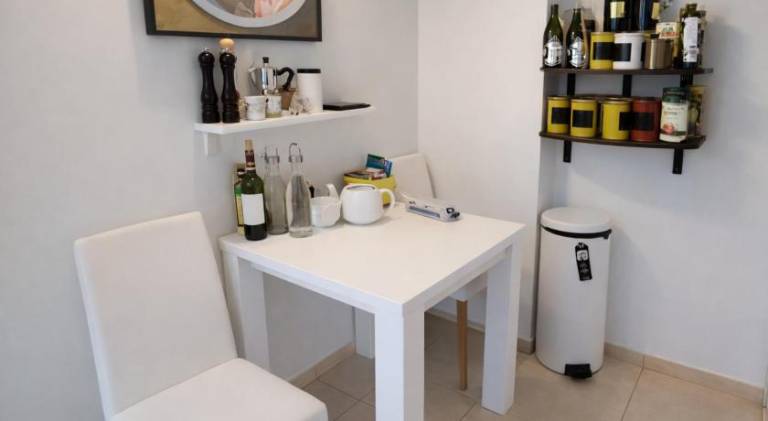 Ample rental apartment | Close to Town Hall Square | Dogs allowed — photo 5