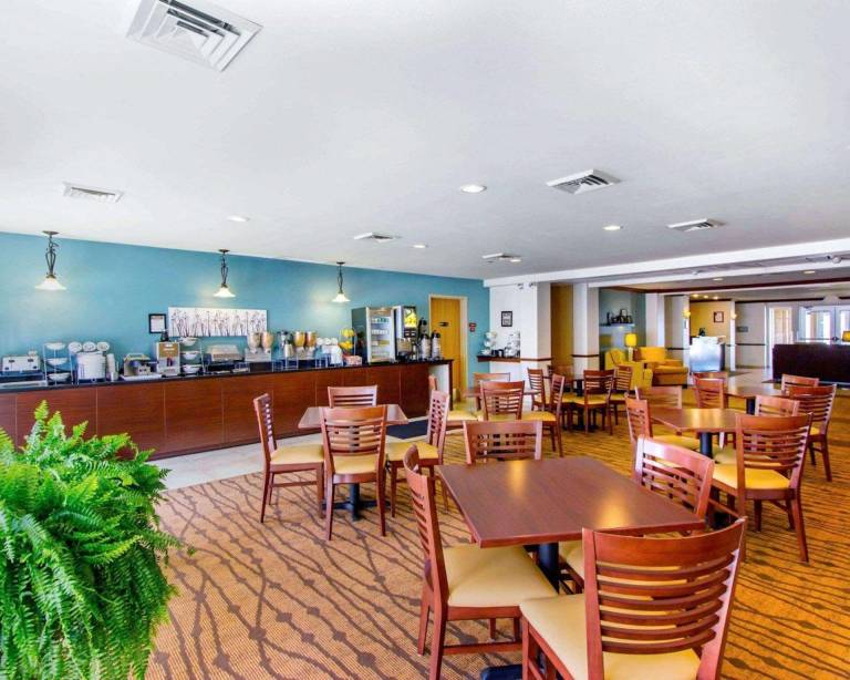 Sleep Inn & Suites Evansville - Casper — photo 4