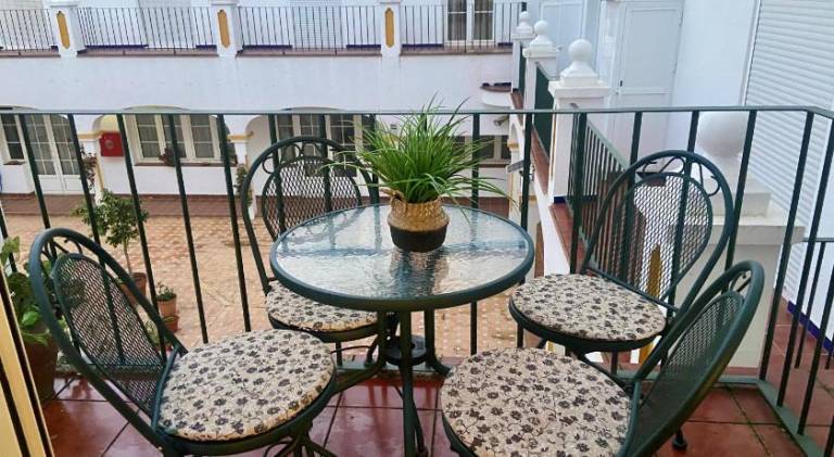 Apartment with 1 room for 6 persons — photo 2