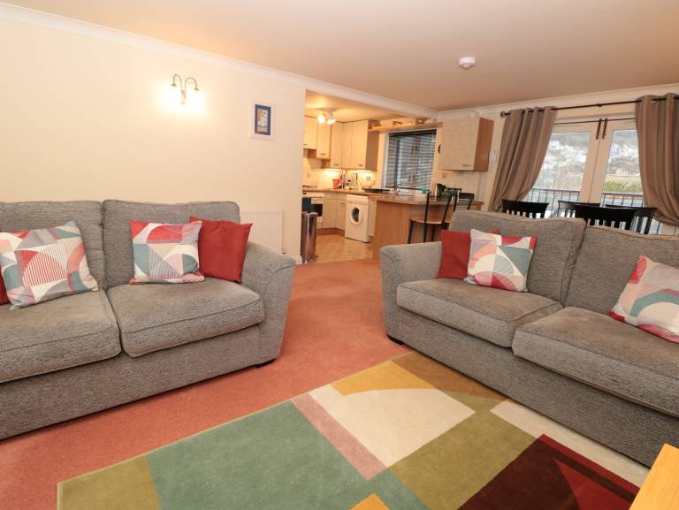 Cottage with 2 rooms for 4 persons — photo 4
